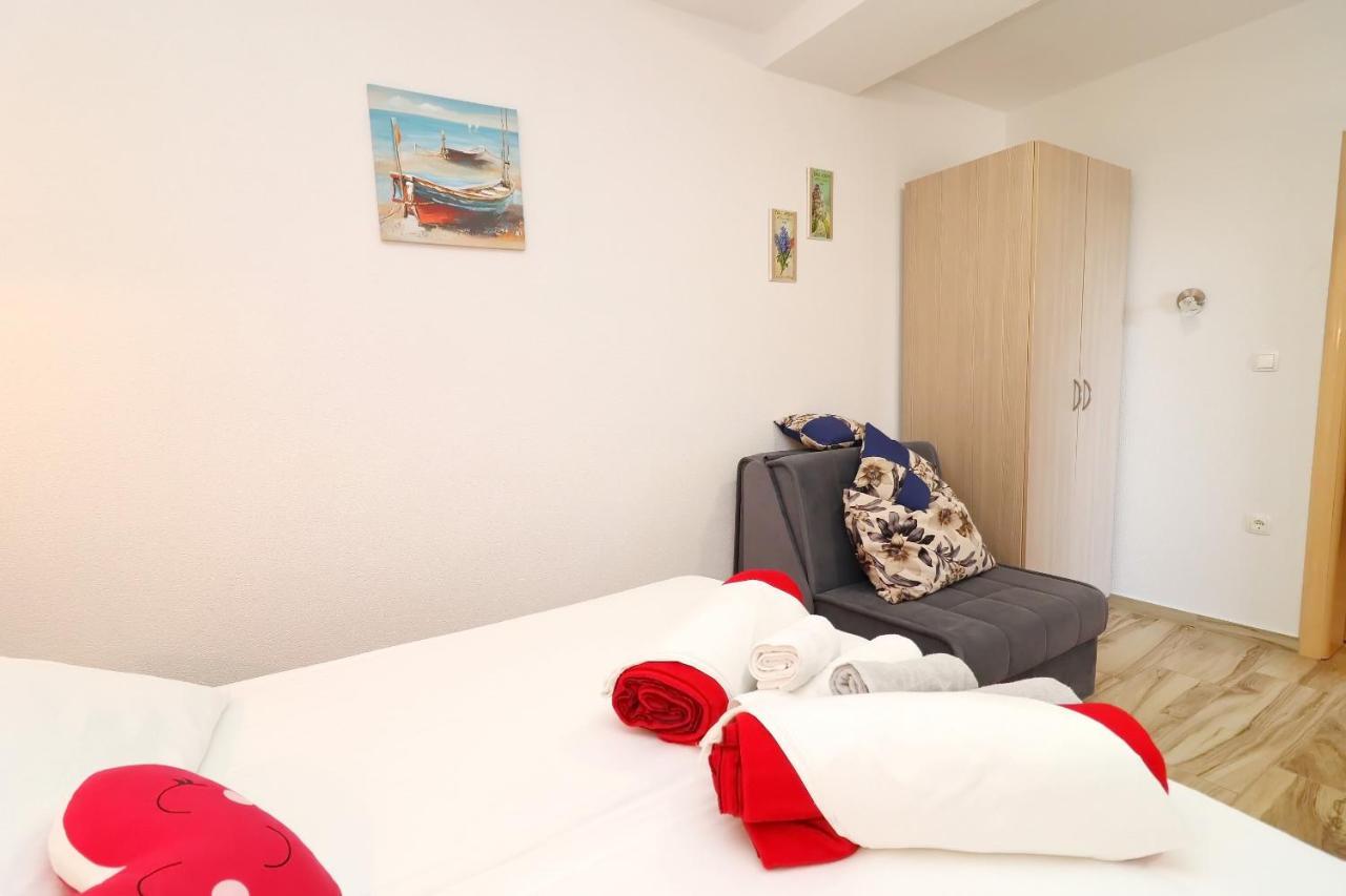 אורביץ Seaside Apartments Hrkac מראה חיצוני תמונה