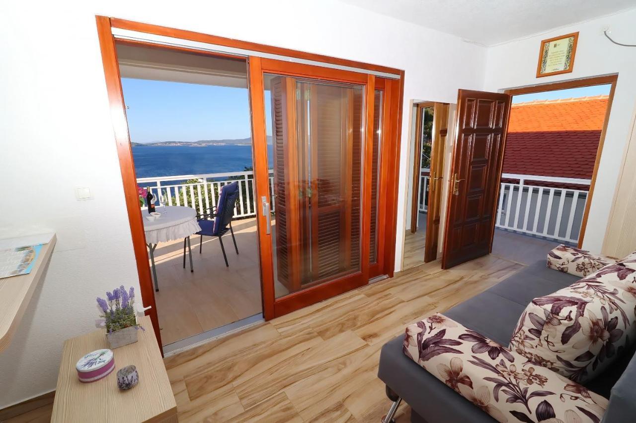 אורביץ Seaside Apartments Hrkac מראה חיצוני תמונה