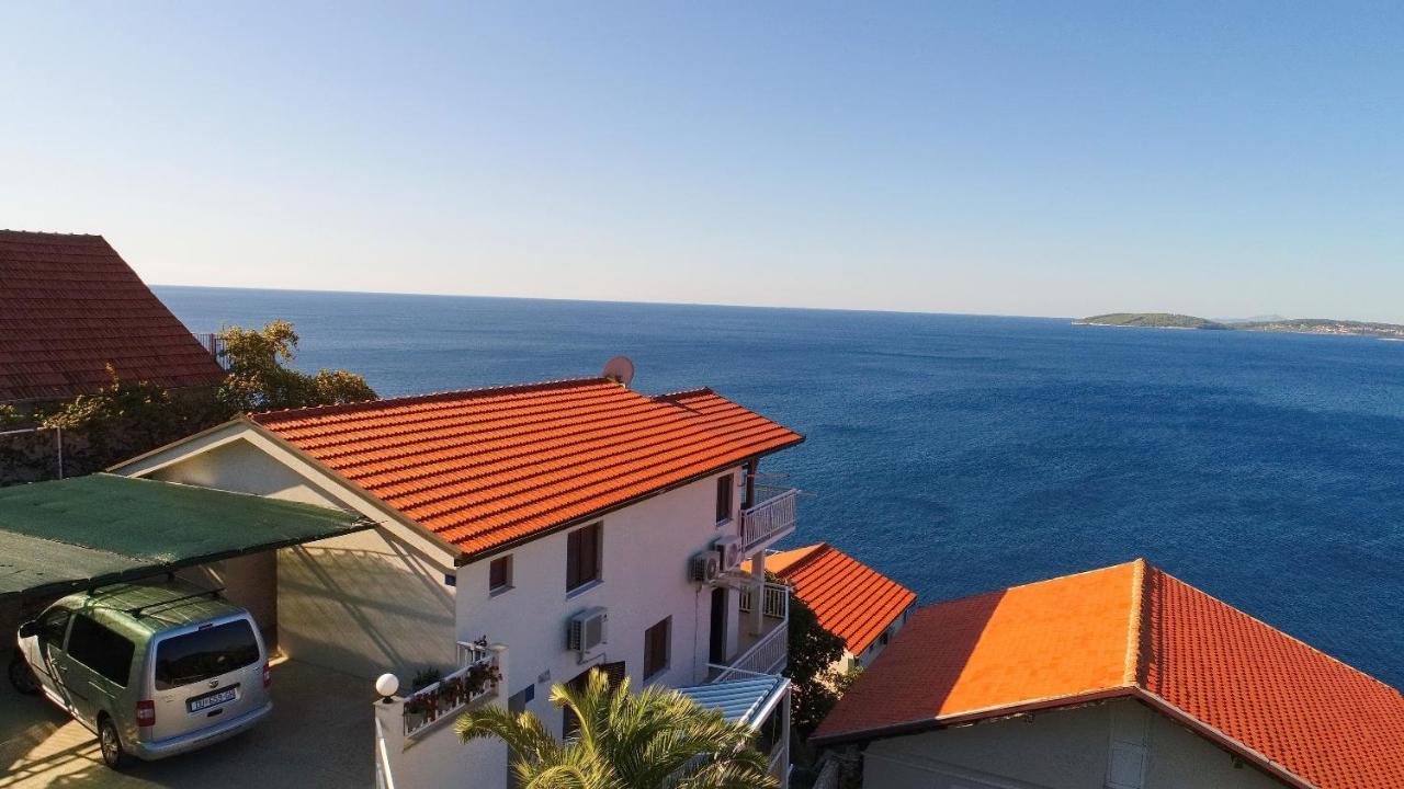 אורביץ Seaside Apartments Hrkac מראה חיצוני תמונה