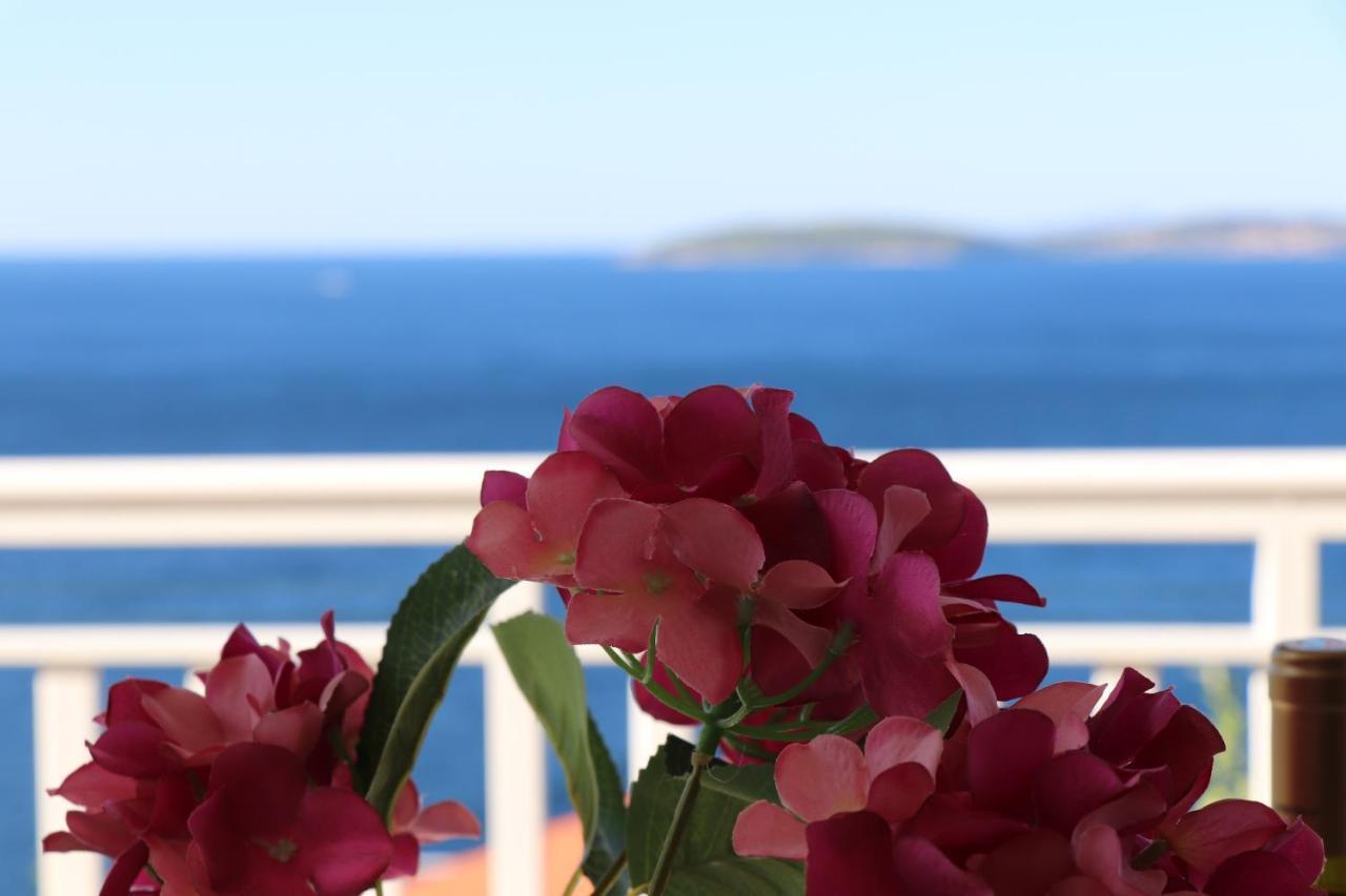 אורביץ Seaside Apartments Hrkac מראה חיצוני תמונה