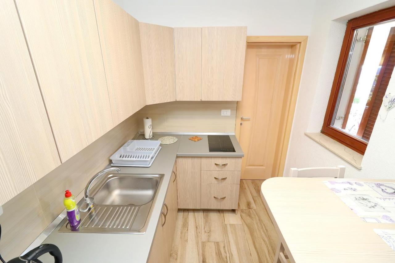 אורביץ Seaside Apartments Hrkac מראה חיצוני תמונה